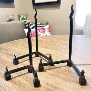 JAN BARBOGLIO Portoplato Easels (3)